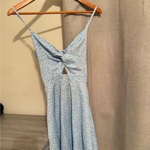 SHEIN Light Blue Floral Backless Dress